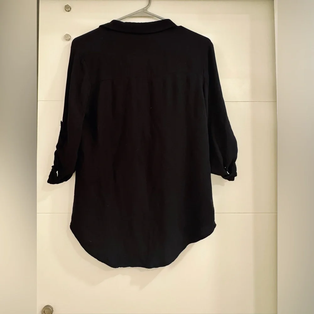 Bobi Light Weight Jersey Button Up in Black. Size XS. New Without Tags. - Picture 6 of 7